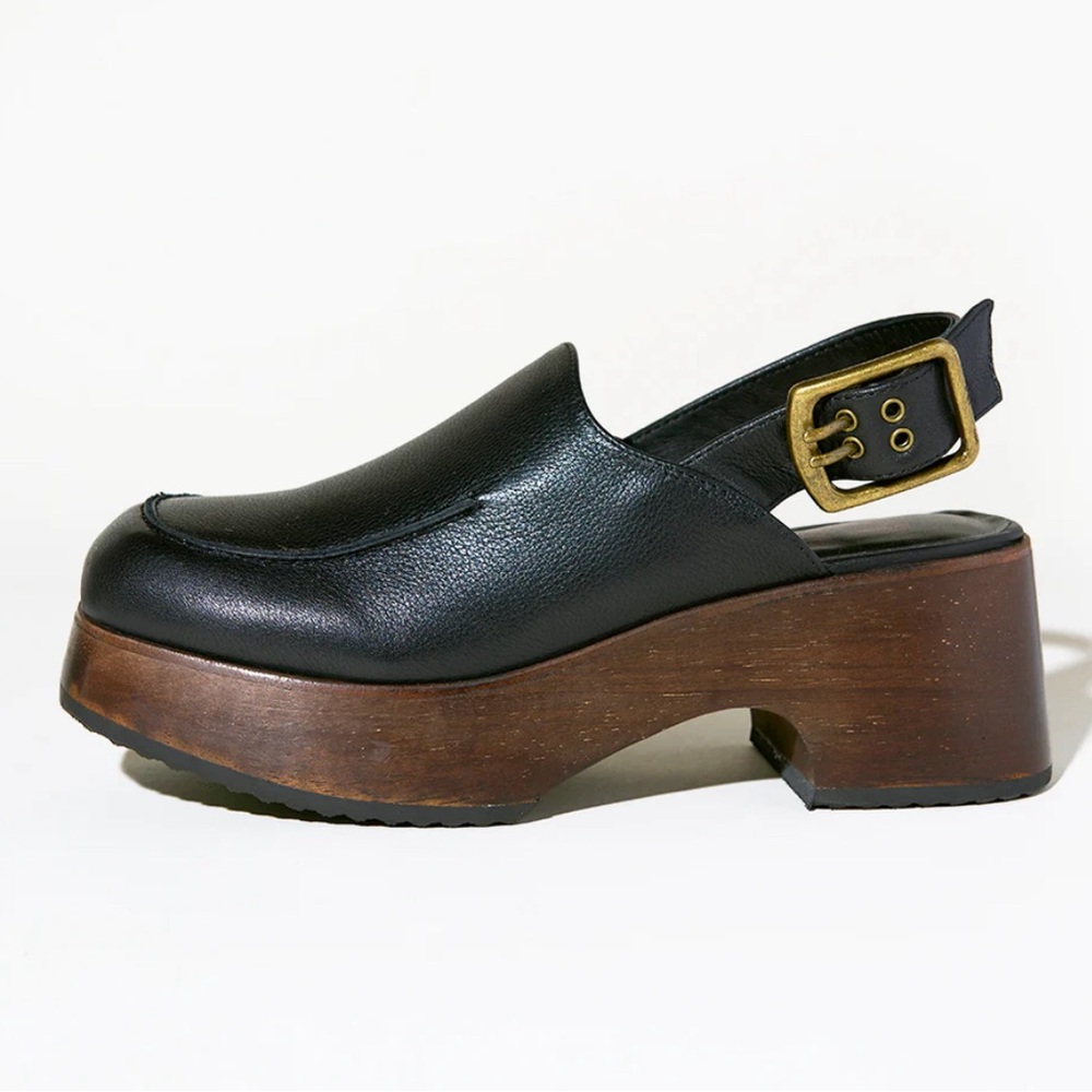 Charlotte Stone Carlos New w/ Box